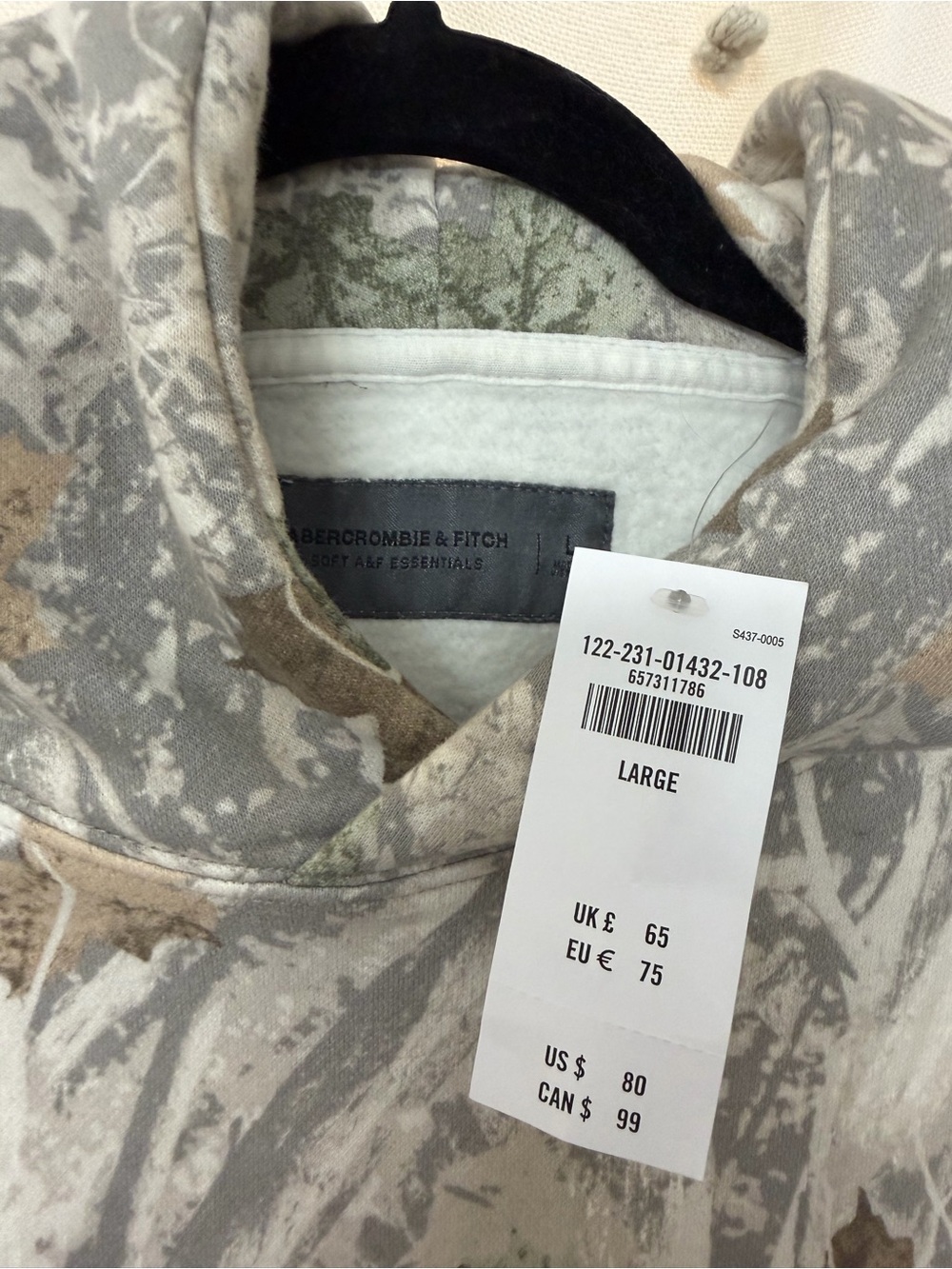Abercrombie & Fitch Gray, Olive & Tan Camo Hooded Sweatshirt - Picture 4 of 6